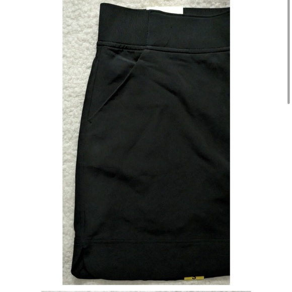 Skort - Picture 3 of 6